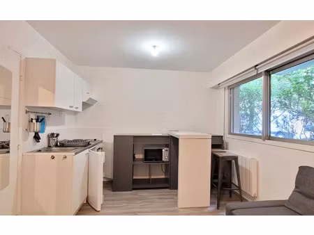 location appartement  17.73 m² t-1 à issy-les-moulineaux  800 €