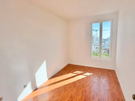 location appartement 2 pièces 39 m² à ivry-sur-seine (94200)