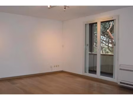 location appartement 2 pièces 49 m² à launaguet (31140)