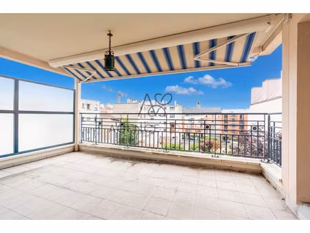 appartement - 82 m2 - 3 pièces