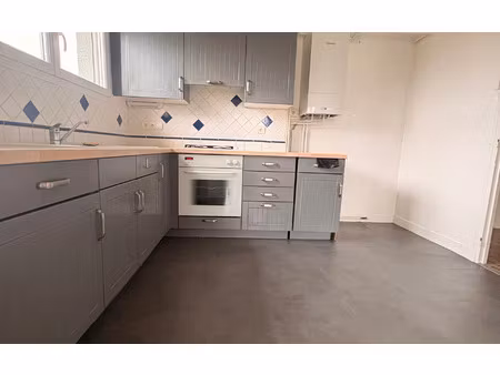 location appartement  67.43 m² t-3 à limoges  690 €