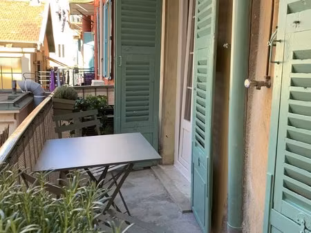 charmant deux pièces avec balcon