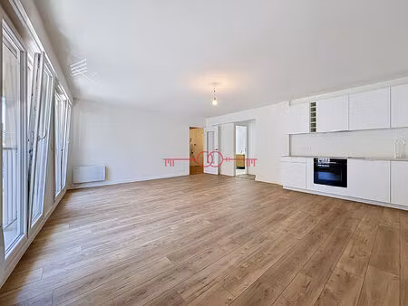 a vendre - en exclusivite - appartement 3 chambres et parking secteur boulingrin