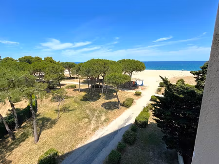 studio vue mer 1 er ligne