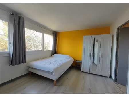 studio avec parking