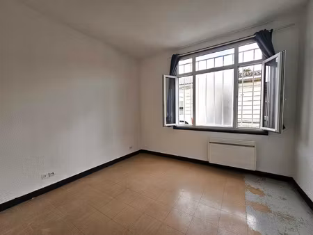 talence roustaing - (rue armand fallières) - coquet t1