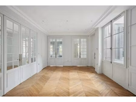 location bureaux 124 m² à 499 m²
