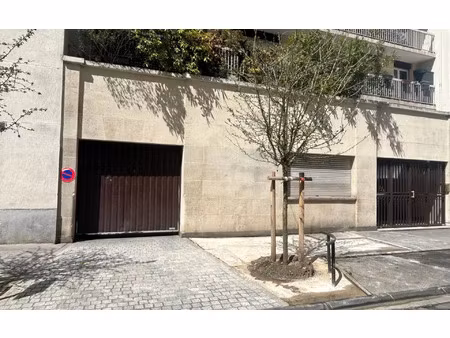 location stationnement  14 m² t- à vincennes  100 €