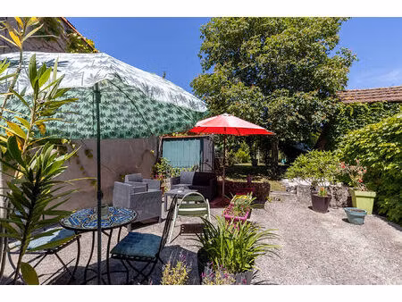 appartement de charme t3 - 75m2 avec jardin