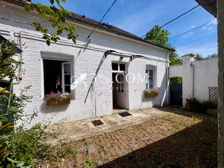 charmante maison de bourg traditionnelle en briques 94m2 - 3ch - terrain 151m2 - garage - 