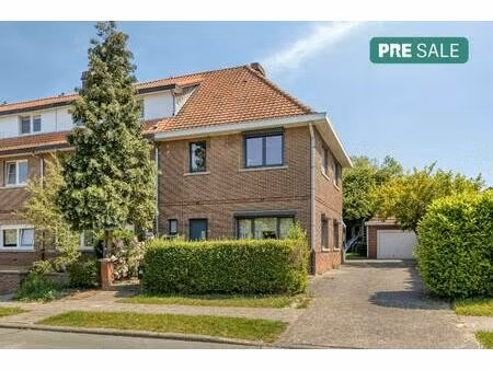 te renoveren gezinswoning in de casterwijk
