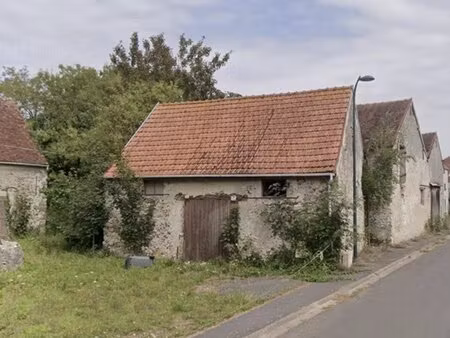 ref 2257 - bâtiment à réhabiliter