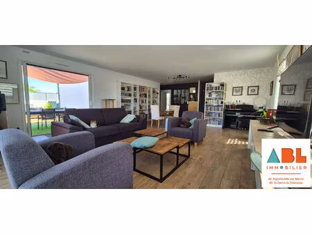 saint-georges-de-montaigu - maison contemporaine de 117 m² avec bureau indépendant