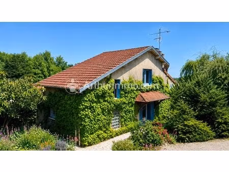 maison pierre 100 m²  2 ch + garage
