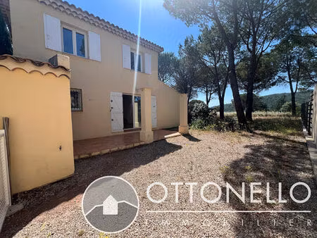 maison climatisée à roquebrune sur argens 3 pièces 52m2 avec garage et jardin