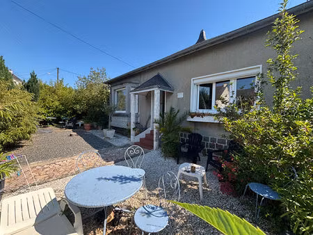 maison petite vue mer