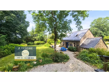 magnifique penty sur un terrain arboré de 950 m²
