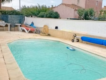 vias - villa t4 avec terrasse + jardin + garage + piscine