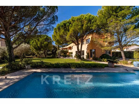 villa de luxe à vendre à villeneuve-lès-avignon