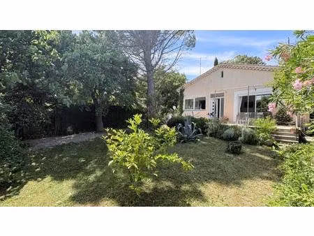 maison à vendre villeneuve-lès-avignon 3 pièces 74 m²  plain-pied  terrain clos