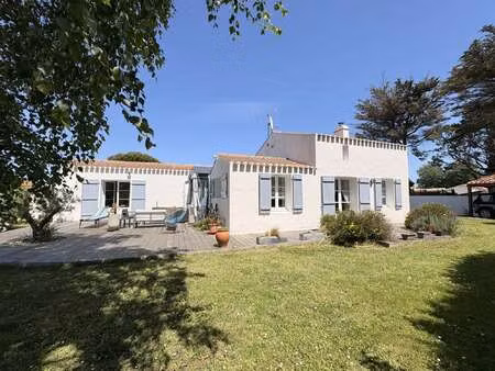 vente maison à l'épine (85740) : à vendre / 91m² l'épine
