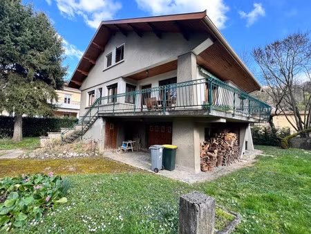 maison de luxe à vendre dans le quartier quais de saône