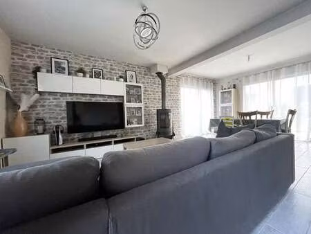 vente maison à pluguffan (29700) : à vendre / 121m² pluguffan