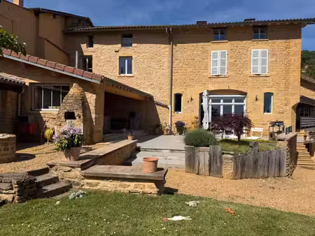 maison de luxe à vendre à ville-sur-jarnioux