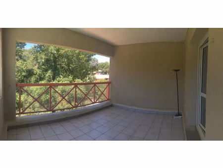 location appartement 3 pièces 88 m² à saint-gély-du-fesc (34980)