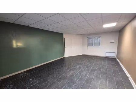 location commerce 1 pièce 34 m² à saint-aunès (34130)