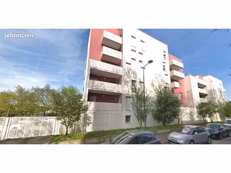 appartement 3 pièces 64 m²