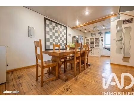 maison 6 pièces 110 m²