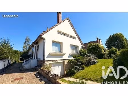 maison familiale 6 pièces 204 m²