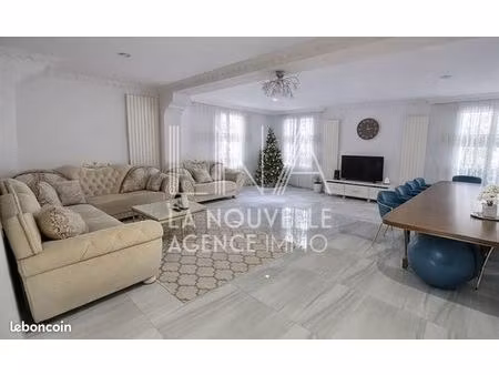 maison 6 pièces 190 m²