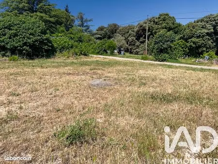 terrain 803 m² goudargues