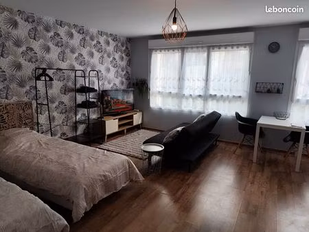 studio meublé