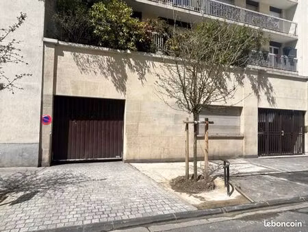 garage/box 14 m² vincennes