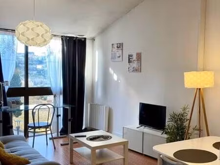 appartement meuble t2 hypercentre avec parking