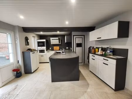 location maison 140m2