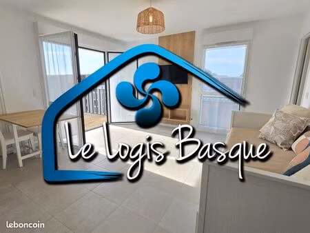 studio 1 pièce 33 m²