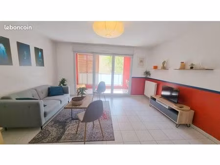 appartement - 60 7 m² - 3 pièces quartier joliette
