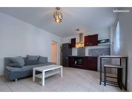 t2 meublé à nanterre – location moyenne durée (4 à 6 mois)