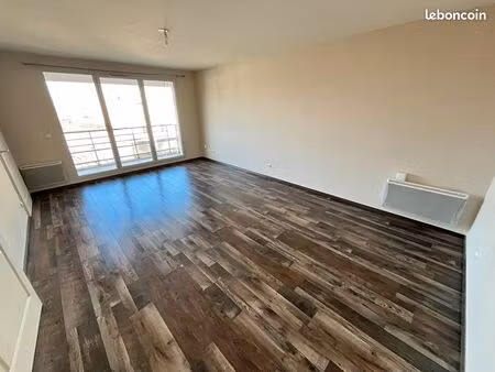appartement 3 pièces 66 m²
