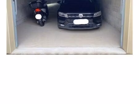 garage - parking - espace de stockage