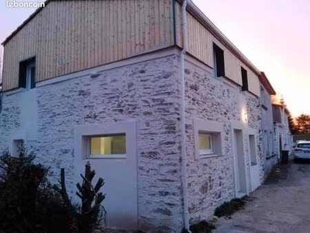 location 80m2 3 chambres le pallet