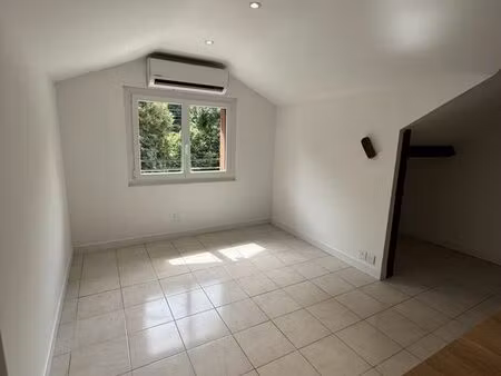 studio 1 pièce 20 m²