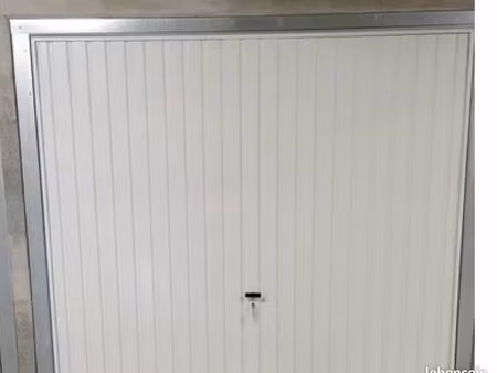 garage à louer à sete