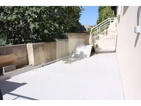 appartement lumineux de 4 pièces à montélimar