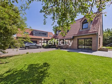 maison 7 pièces - 230 m²