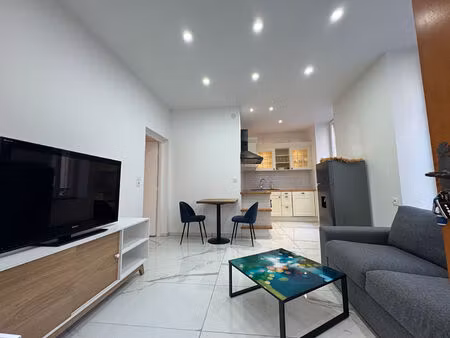 a louer t2 meublé centre metz 40.91 m2